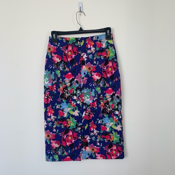 Floral Mid-Length pencil Skirt - Picture 2 of 2